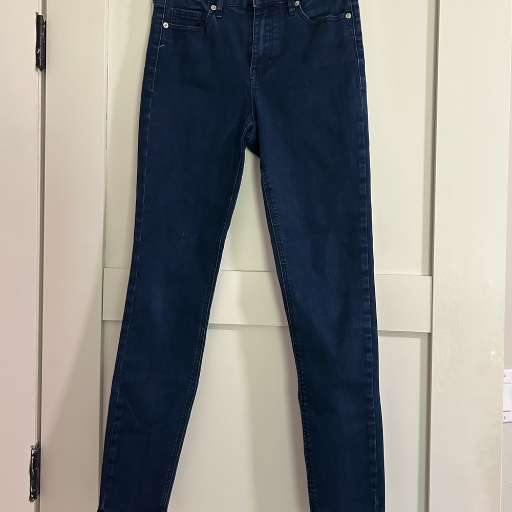 Guess Women's Skinny Jeans in Dark Navy
